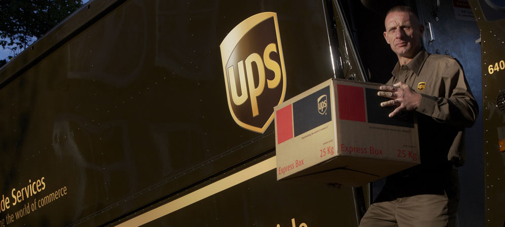 Ups deals express box